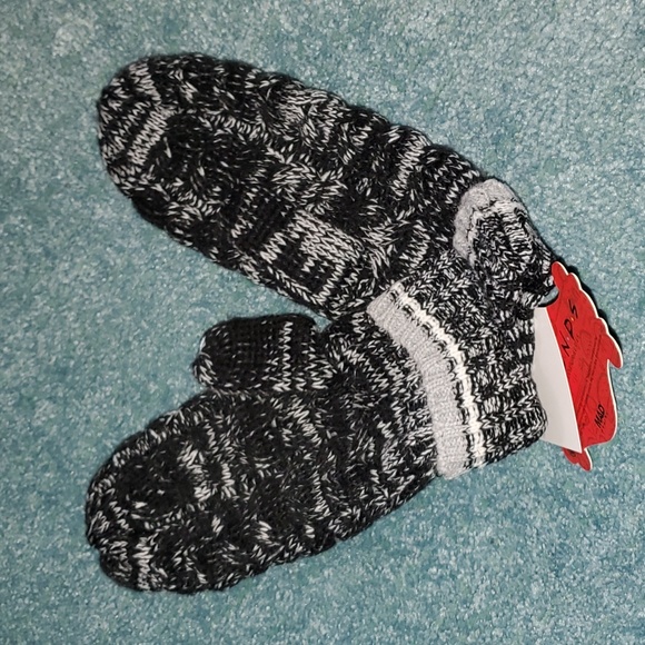 F.R.I.E.N.D.S Mittens x2 - Picture 3 of 7